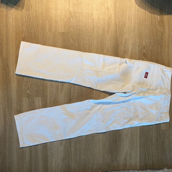 Dickies relaxed fit utility pant 28W x 32L - Picture 3 of 5